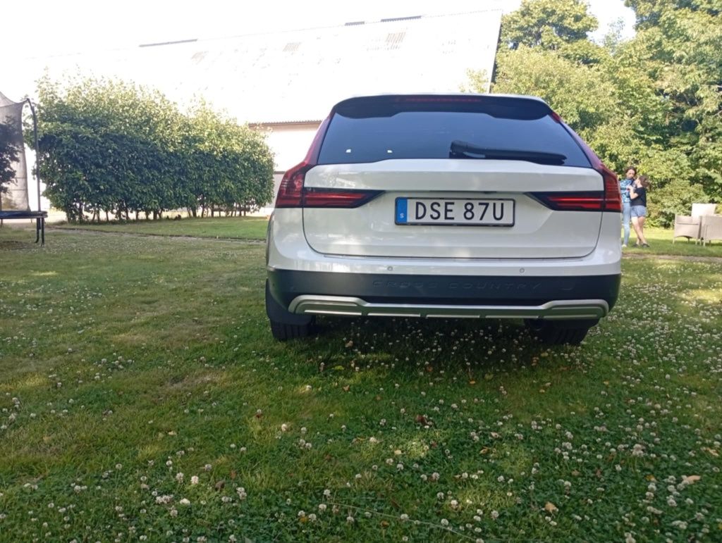 Sprzedam Volvo v90 cross country
