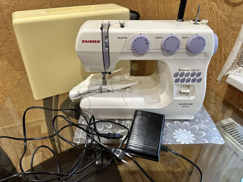 Продам швейная машинка Family Silver Line 3012