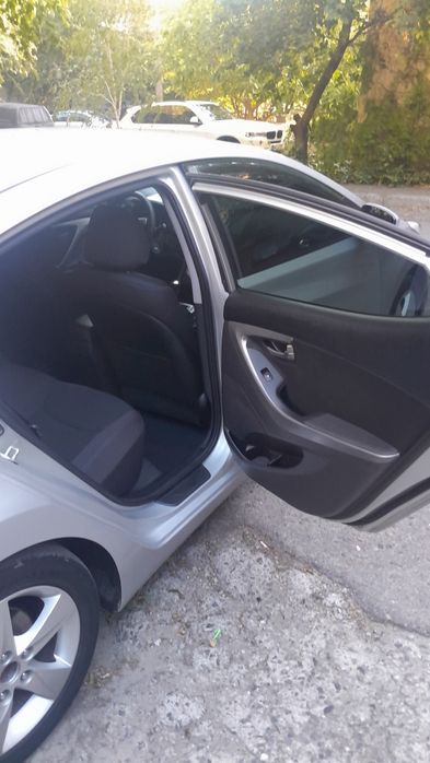Обмін авто на нерухомість, квартиру в Місті  Elantra