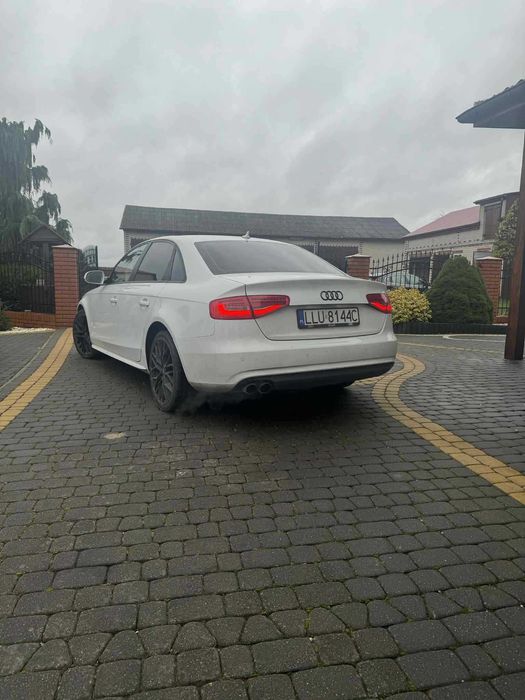 AUDI A4 B8 2015R 2.0 diesiel177km QUATTRO