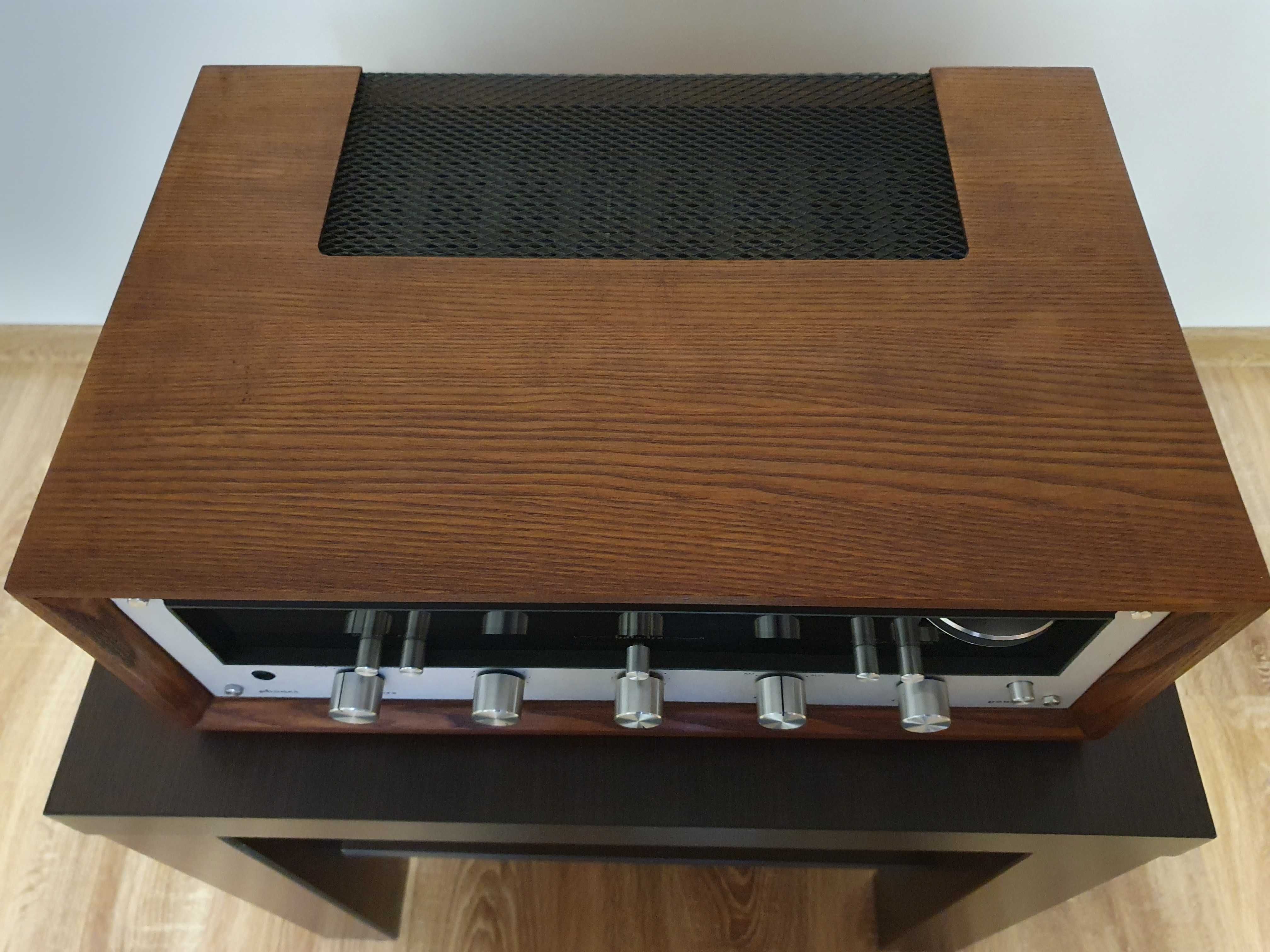 Amplituner Marantz 2215B