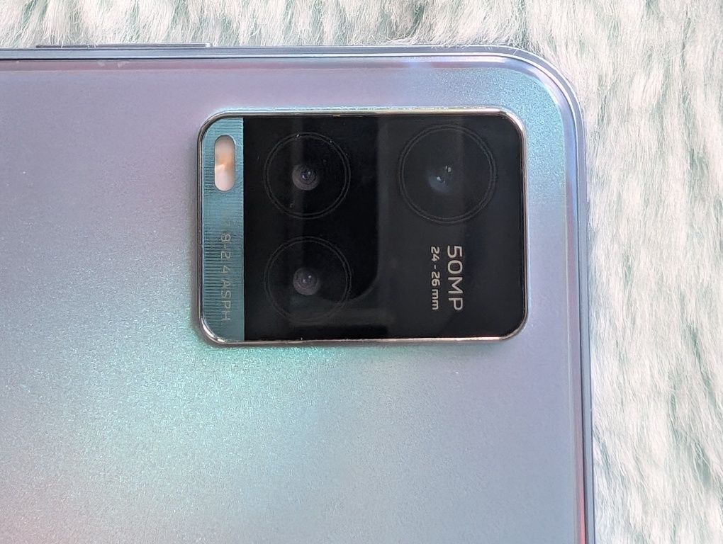 Telefon Vivo Y33s
