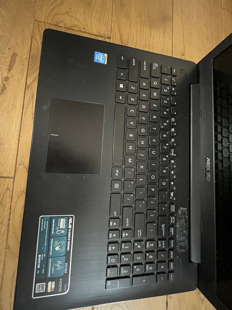 Laptop Asus 15,6’ DVD 4GB RAM 500GB HDD