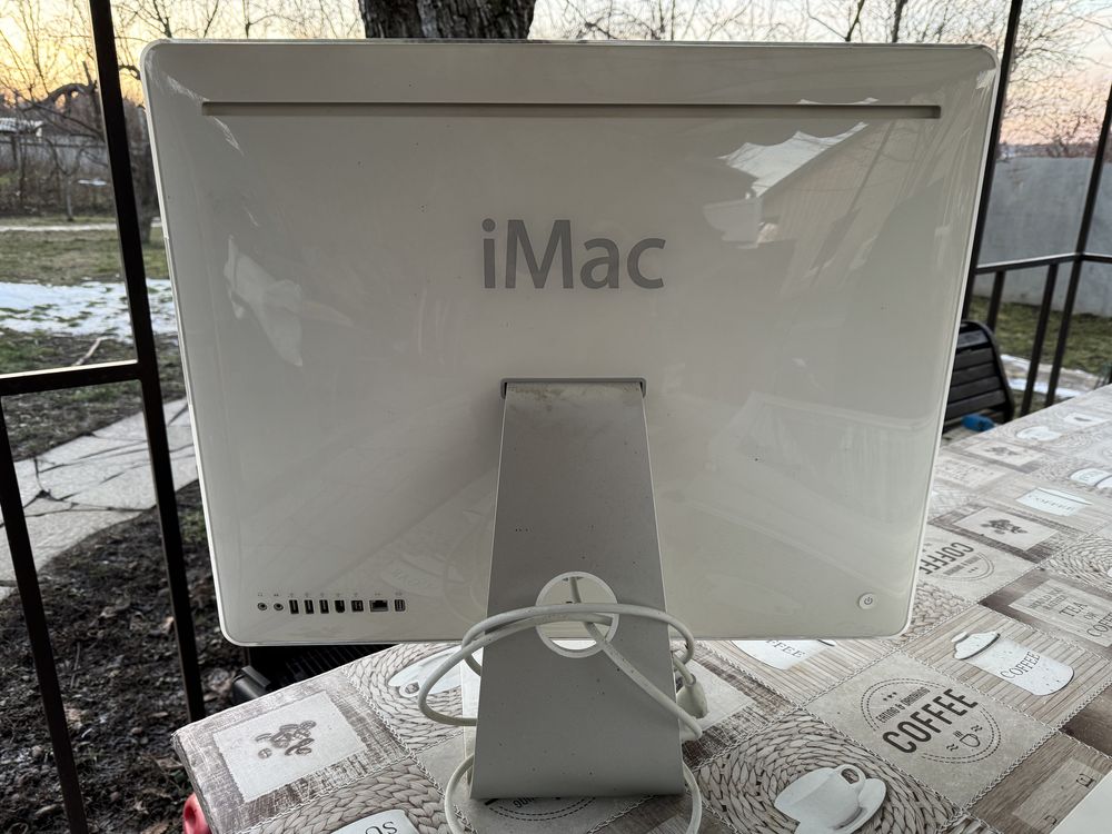 Компʼютер Apple Imac 24’’ непрацючий