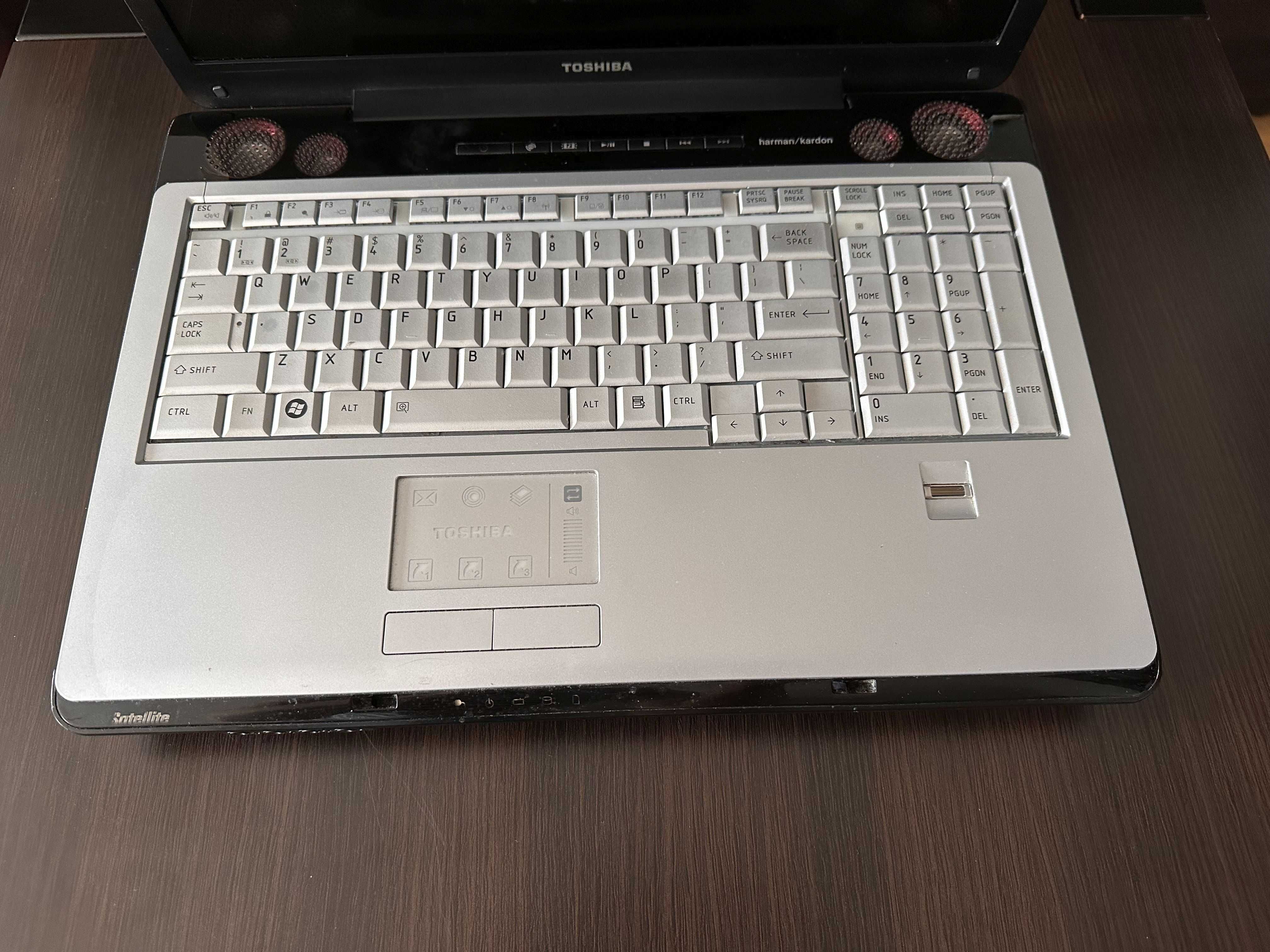Toshiba X205 - S9800 - Laptop