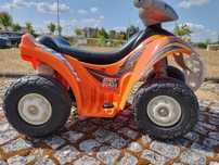 Quadriciclo elétrico infantil