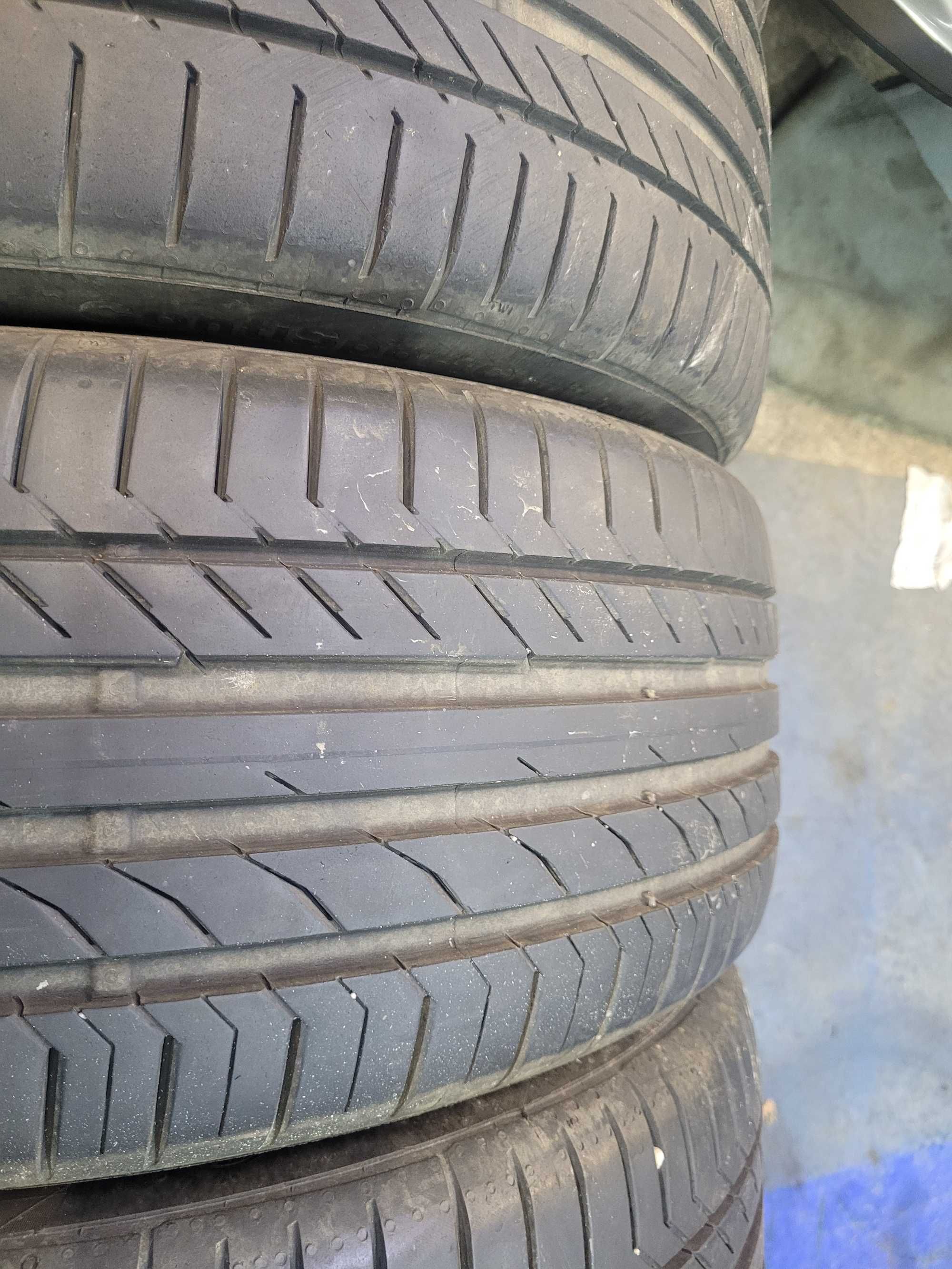 235 /45 R 19  Continental   Lato/Komplet