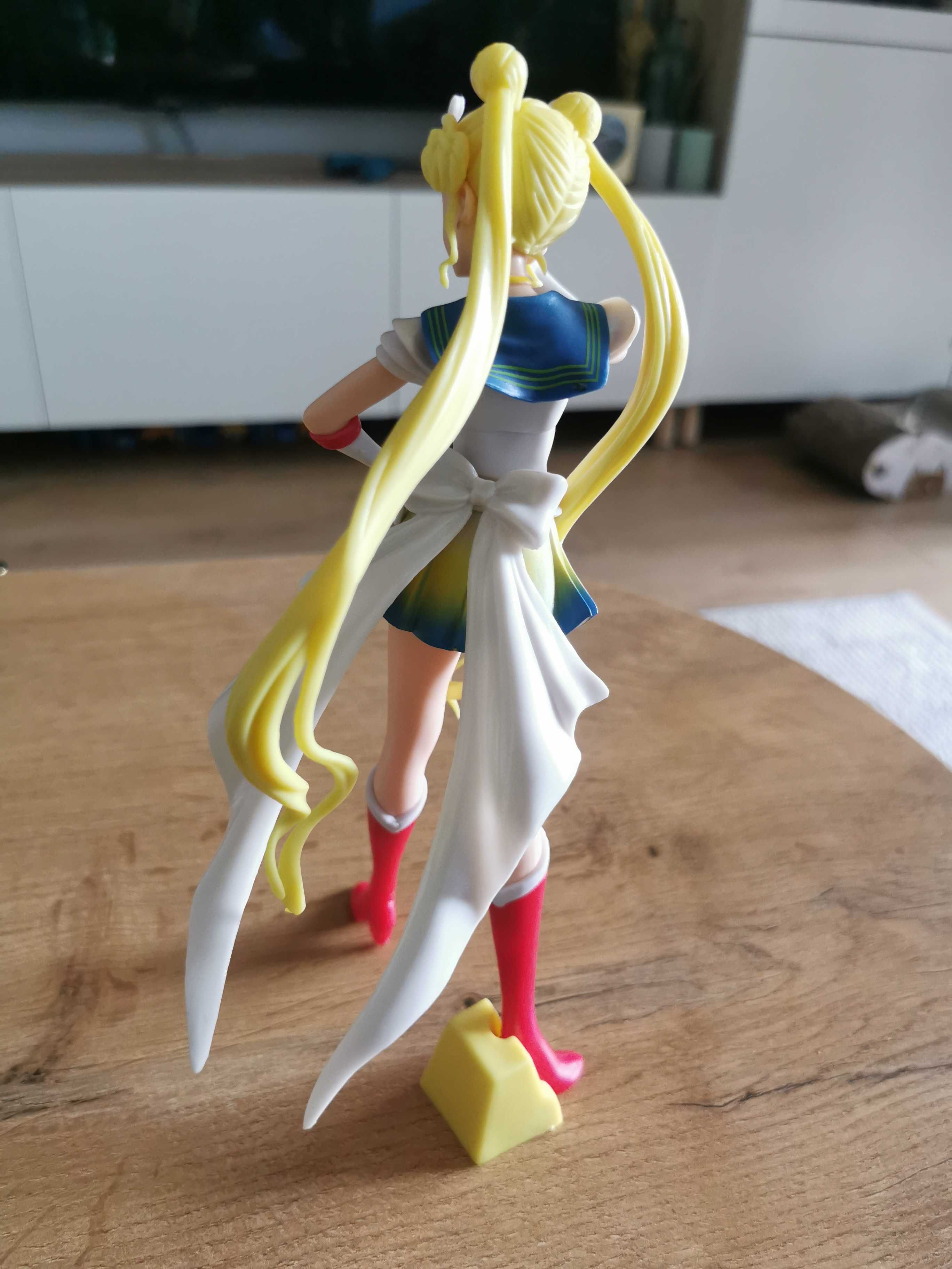 Figurka kolekcjonerska 23 cm sailor moon czarodziejka z księżyca