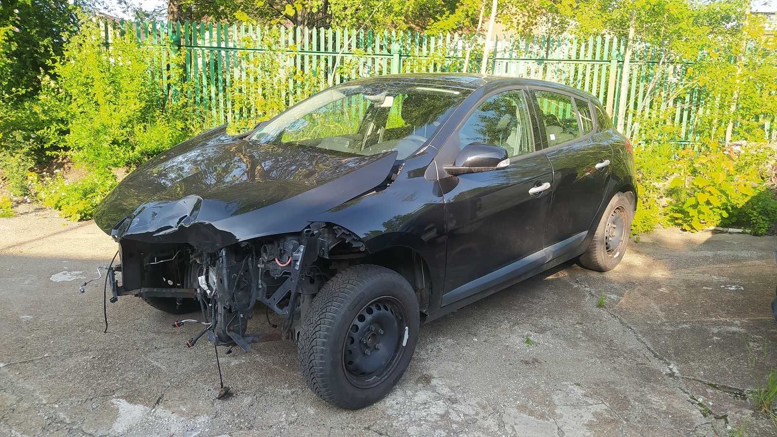 Renault Megane III 1.4 TCe uszkodzony