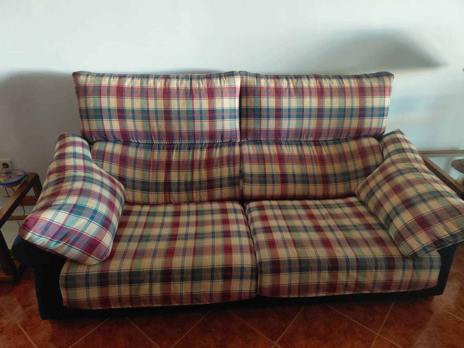 Conjunto de sofás