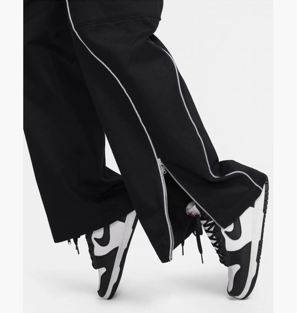 Штани NIKE SPORTSWEAR оригінал FN1949-010