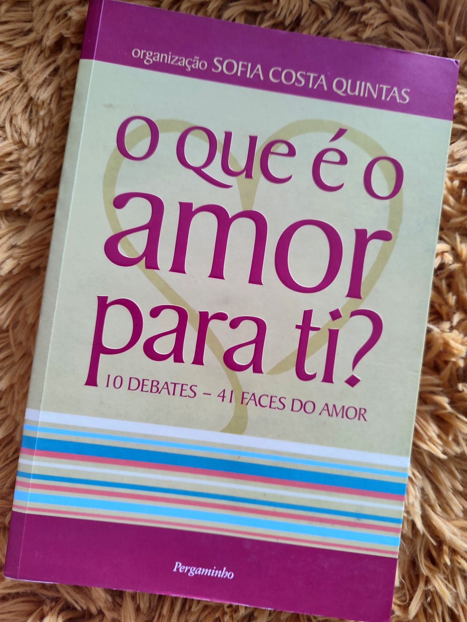Livro "O que é o amor para ti"