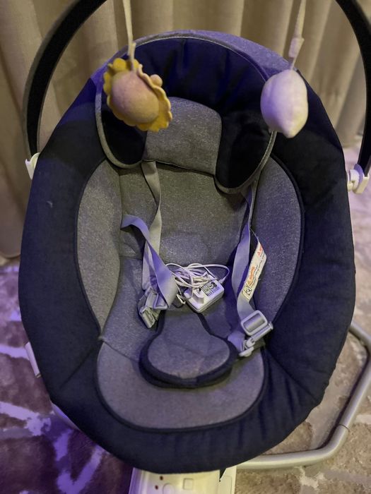 Baloiço bebe como novo vendo para desocupar