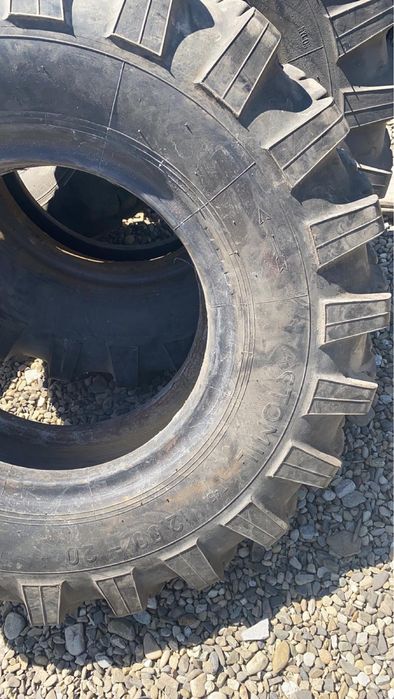 Колеса шини 12.00r20 320/508 зіл 131