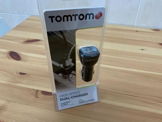 TOMTOM dual charger high speed