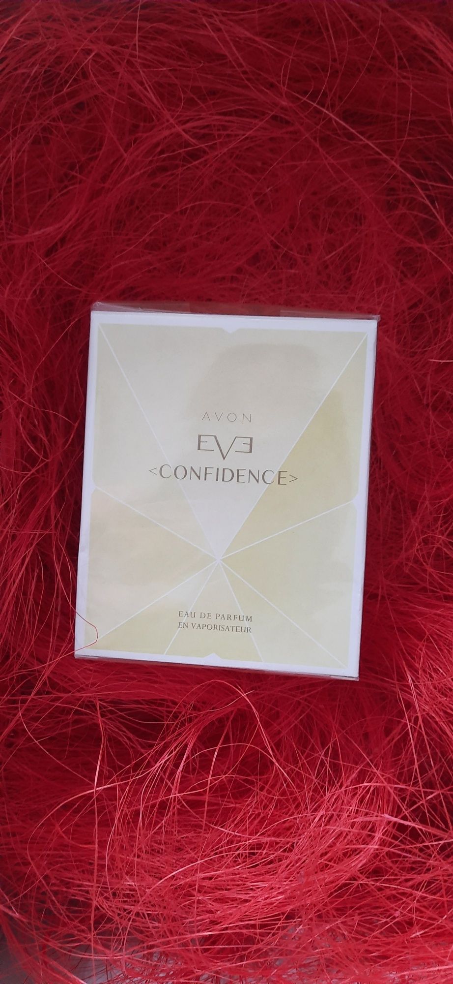Eve Confidence od Avon