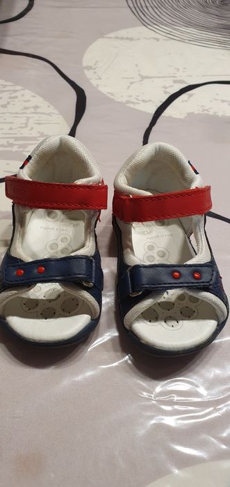Sandálias chicco menino