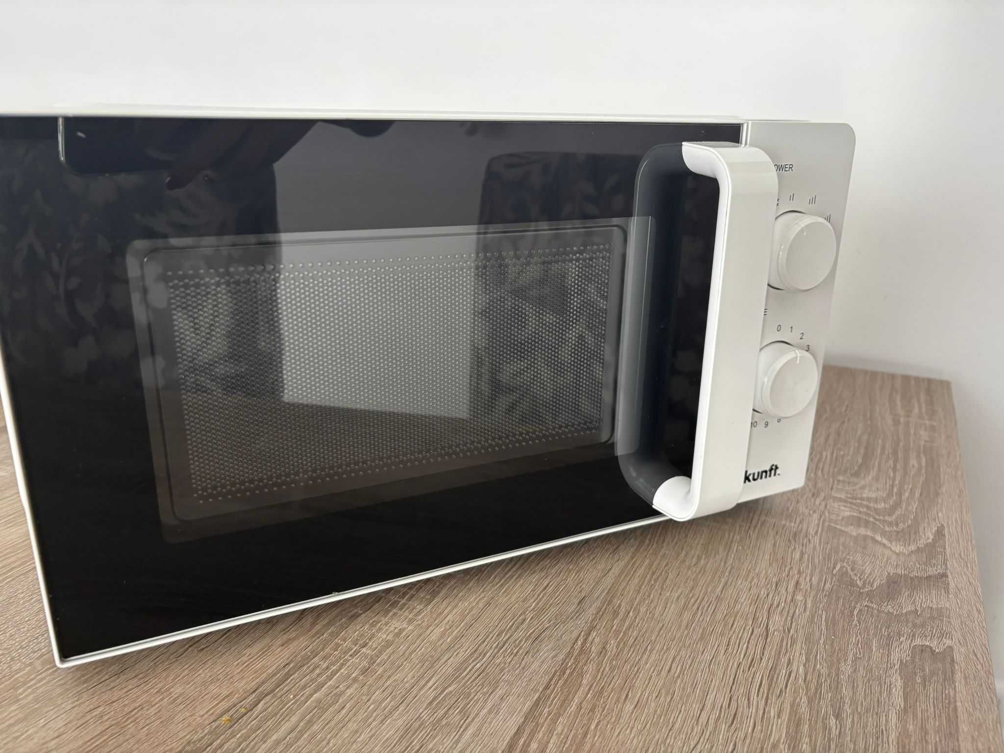Microondas KUNFT