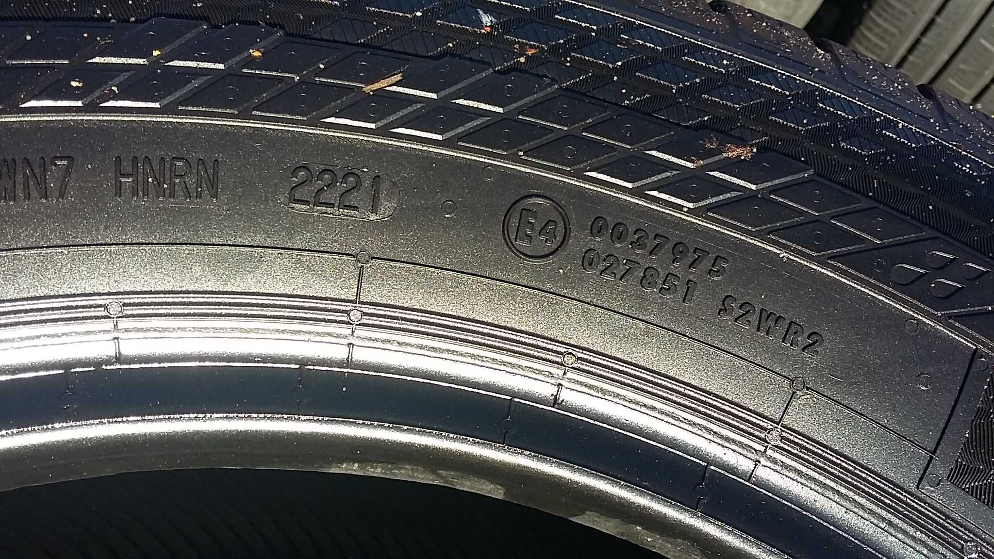 Całoroczne opony dostawcze 2021r Continental 225/65R16C