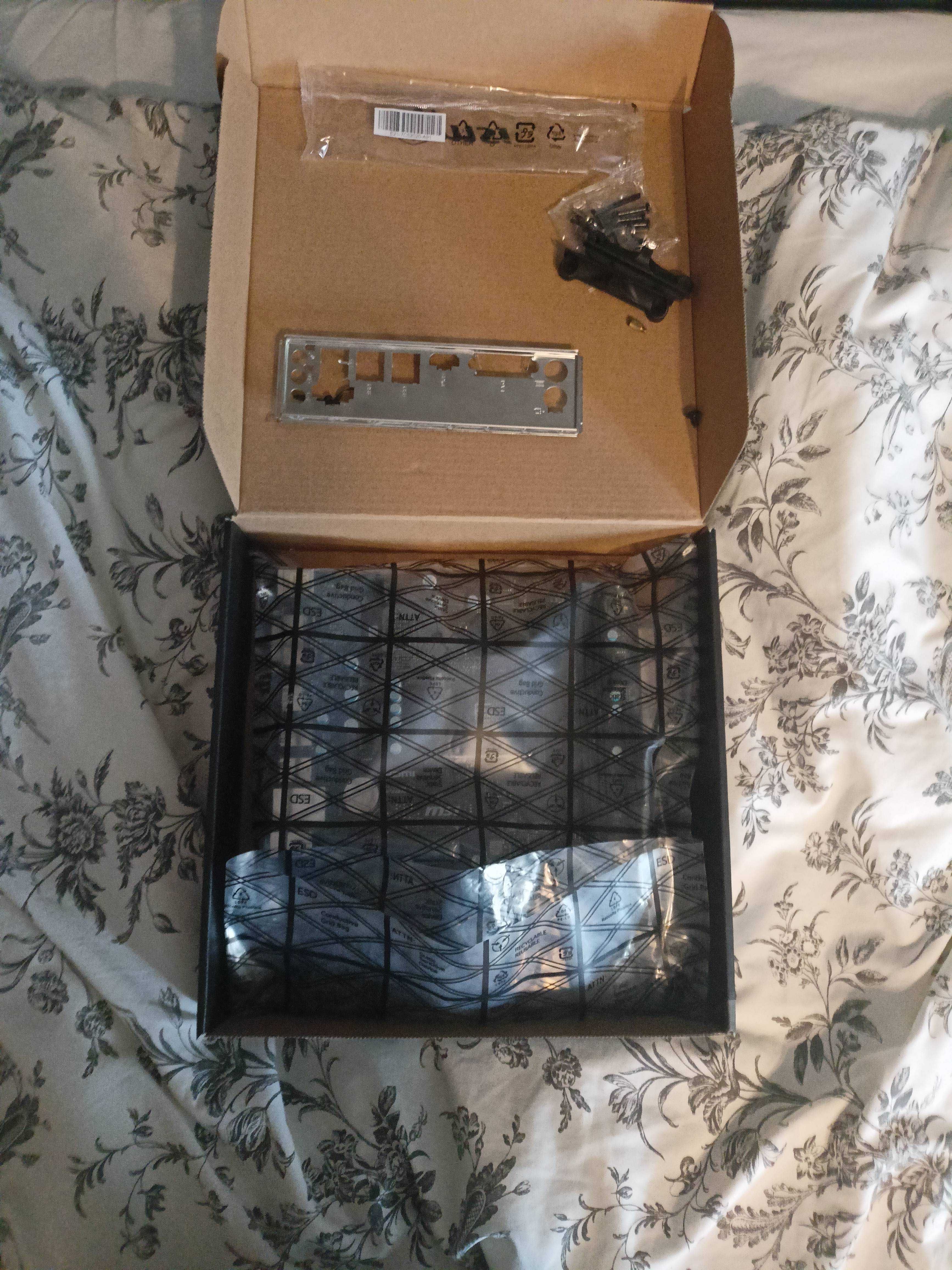 MSI B450M-A PRO MAX + pudełko komplet