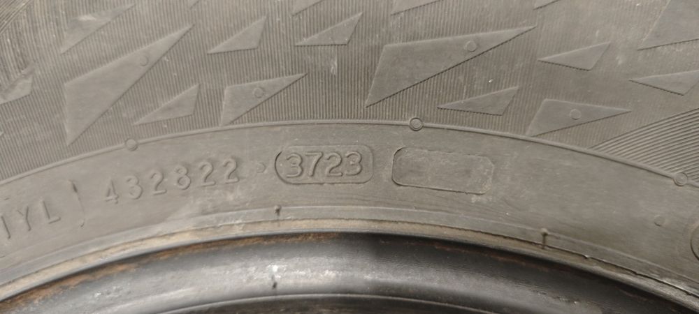 Зимові шини Nokian Snowproof 2 195/65 R15