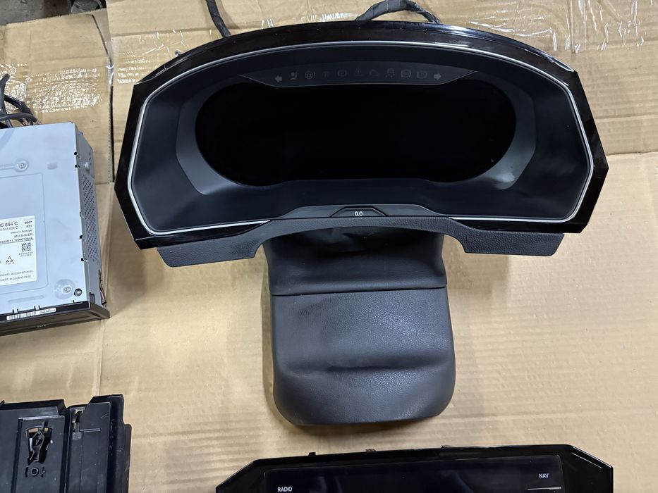 licznik zegary digital virtual Volkswagen passat b8 arteon