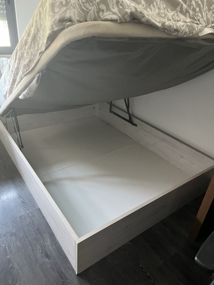 Cama casal sommier