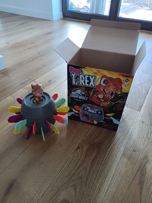 Gra Pop T.REX Jurassic World