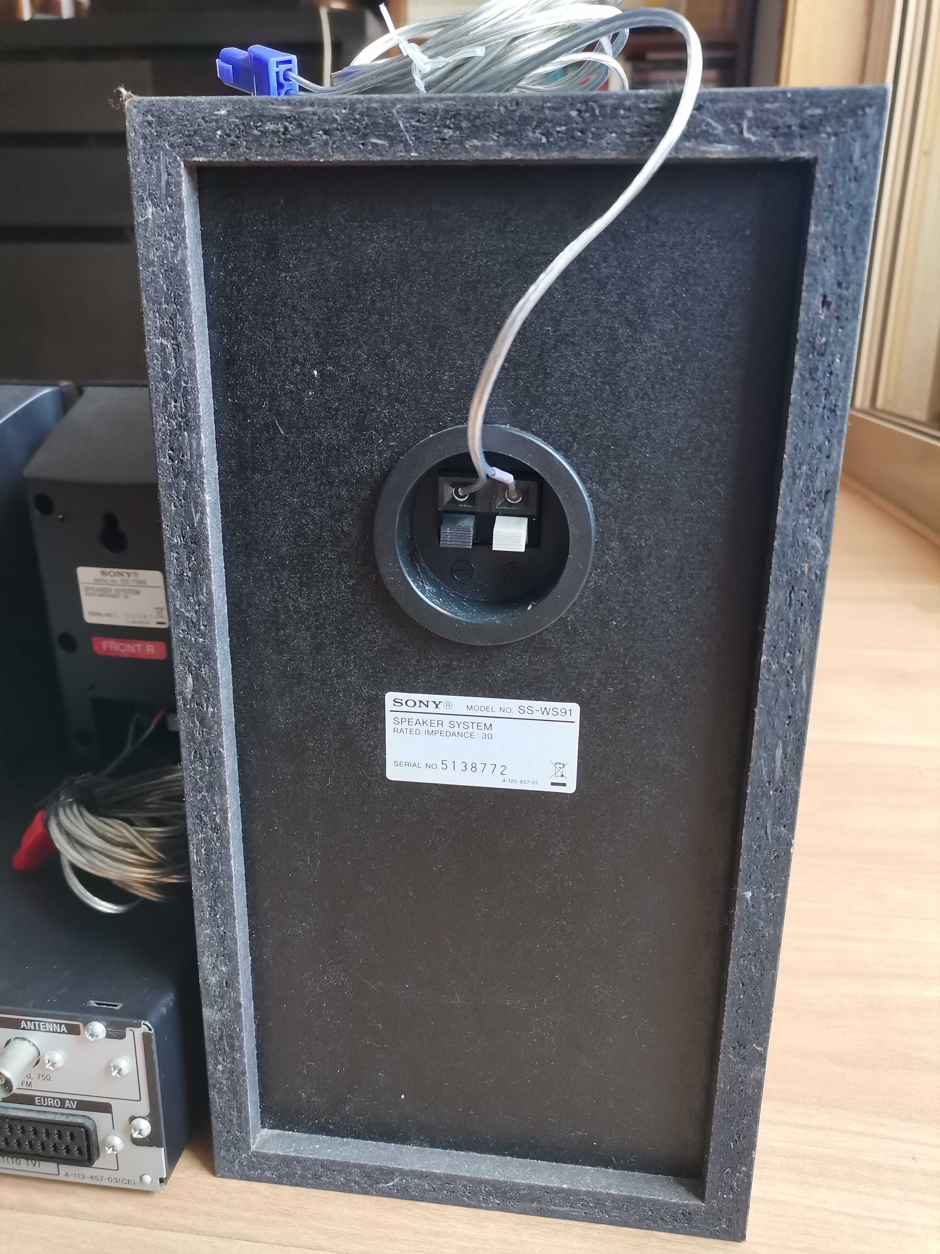 Aparelhagem DVD Sony Home Theatre System 5.1