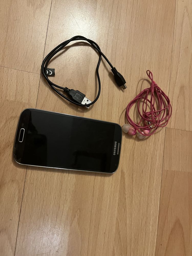 Samsung Galaxy S4 i9505, kabel, słuchawki Sony