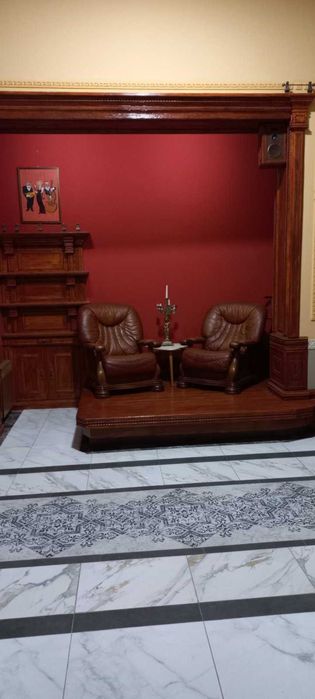 оренда Ресторана повністю 390м2 або 3 частками  центр, вул.Шкільна 21