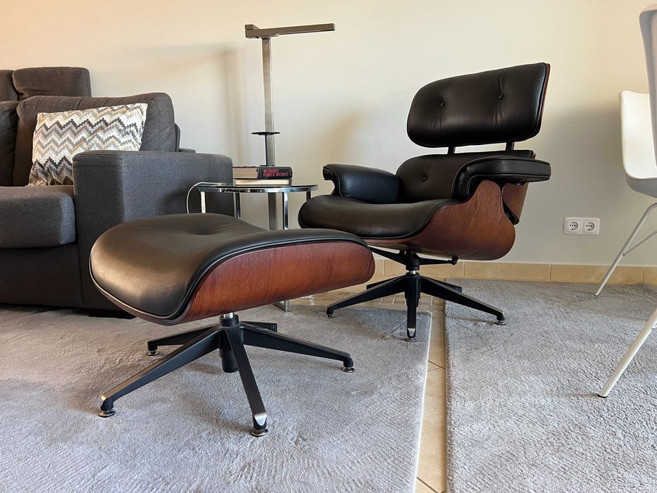 Cadeirão Eames Lounge - Pele preta e Nogueira