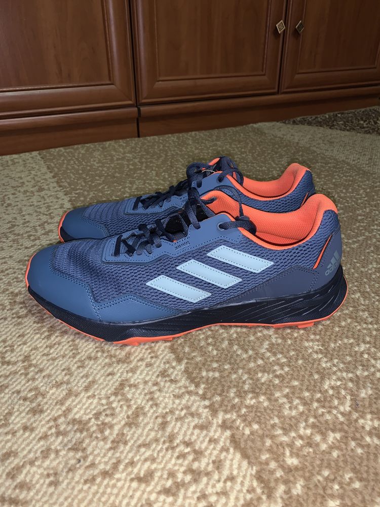 Продам кросівки Adidas TRACEFINDER 47 розмір (30,5см)