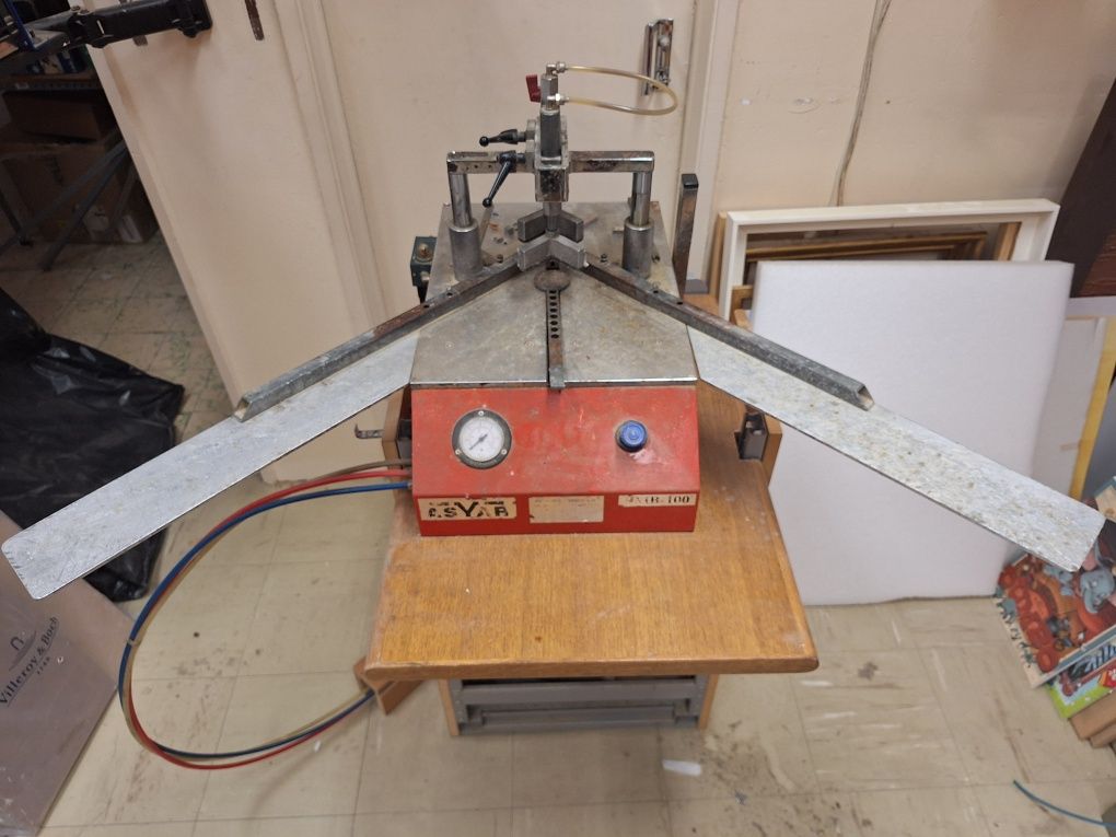 Maquina de agrapar