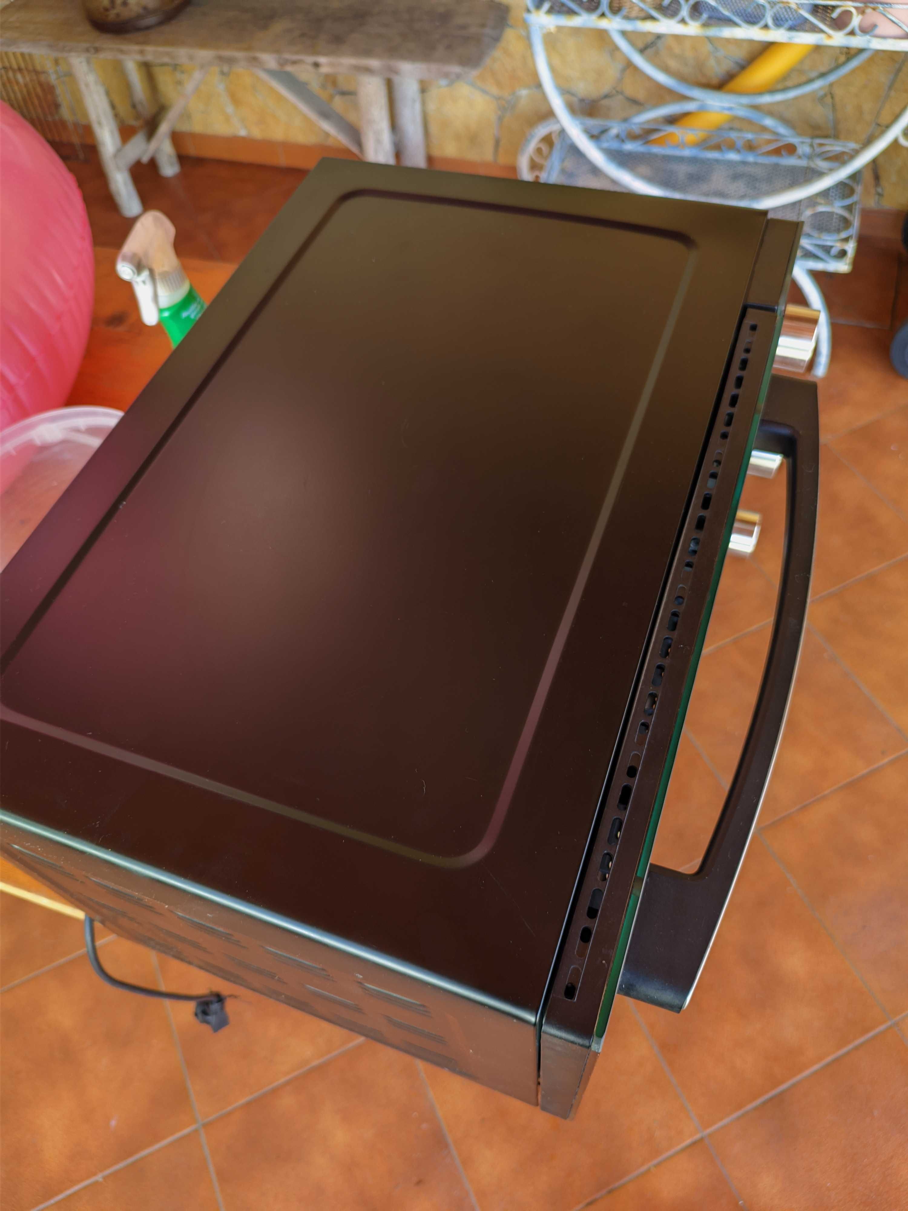 Forno Elétrico Flama (35L-1500w) como novo