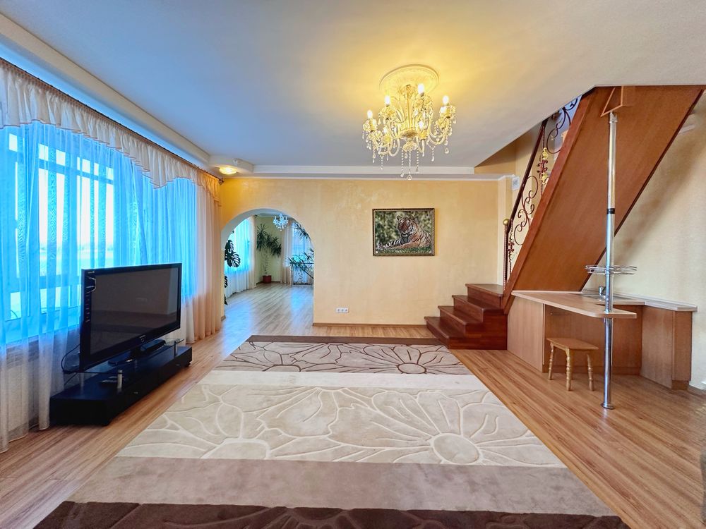 Продам дом - дачу на берегу реки , правый берег г. Днепр