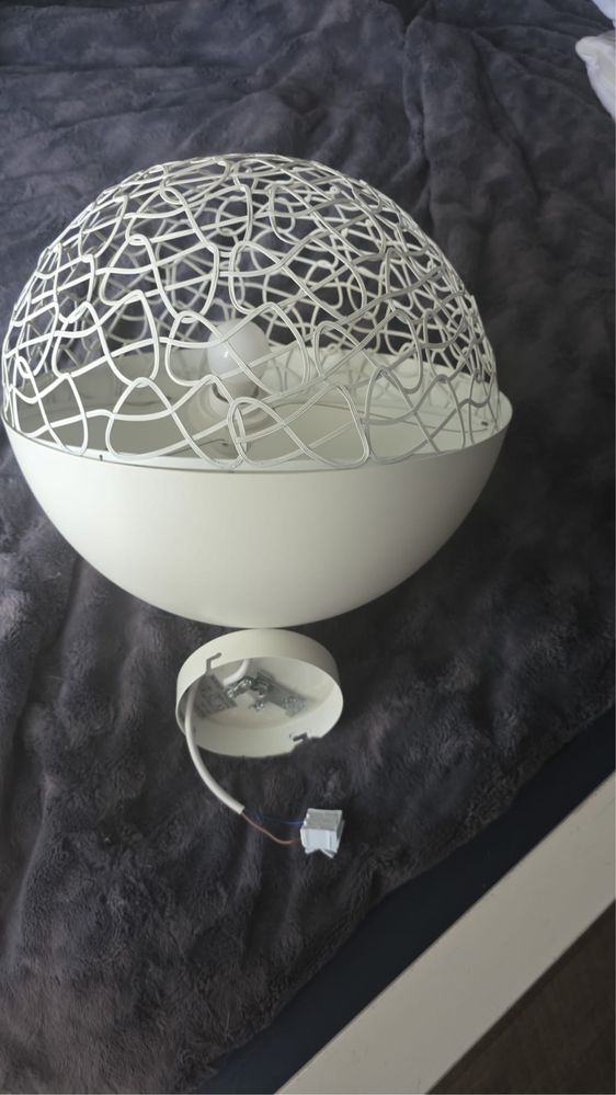 Lampa  metalowa biała
