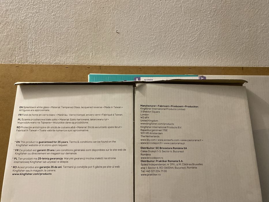 Nowe szklane panele kuchenne GoodHome kolor biały