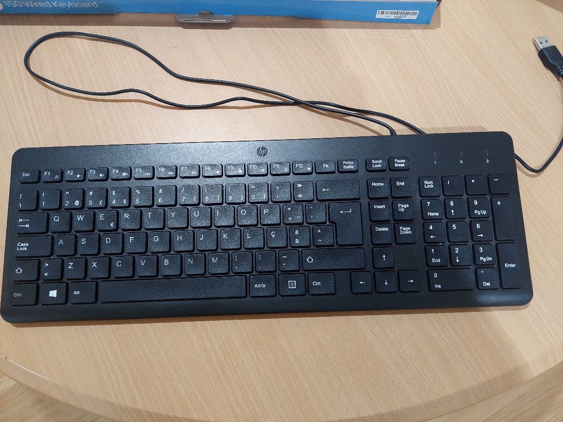 Teclado HP causi novo