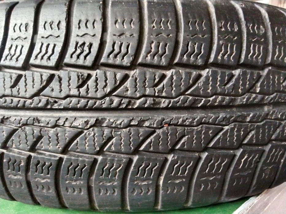 Шина колесо покришка скат зима 165 70 r13