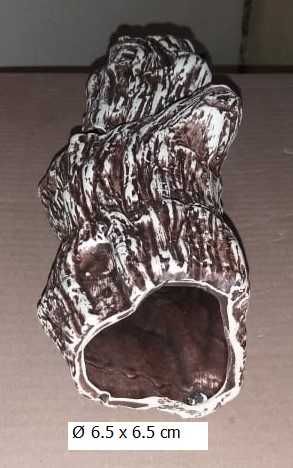 Korzeń / kryjówka  do akwarium