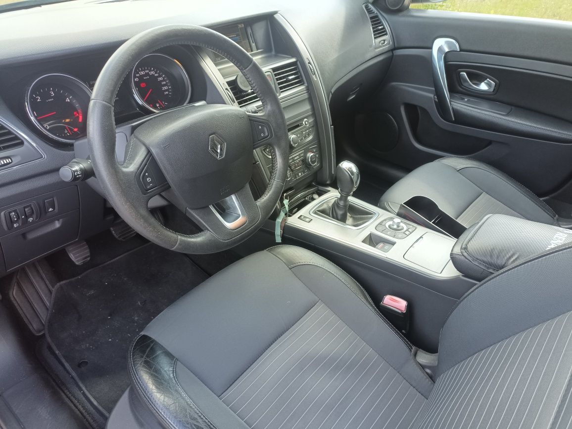 Renault Latitude