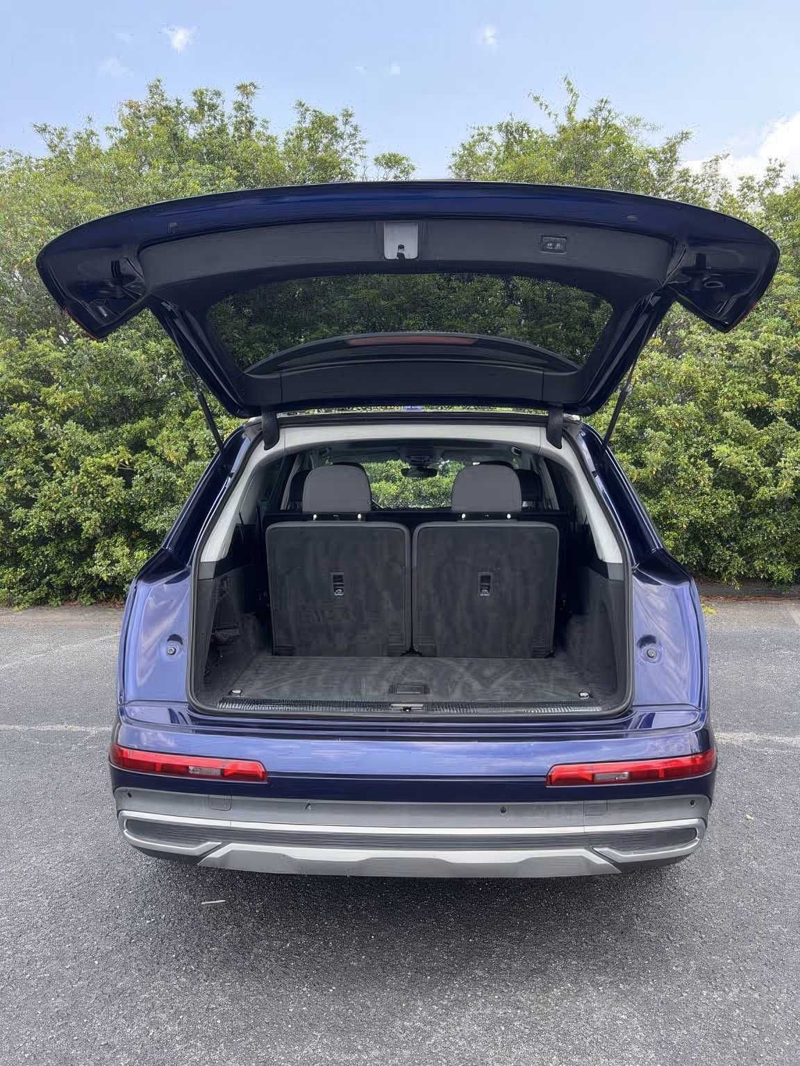 2022 Audi Q7 quattro Premium 55 TFSI