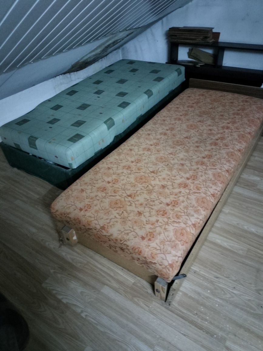kanapa łozko wypoczynek