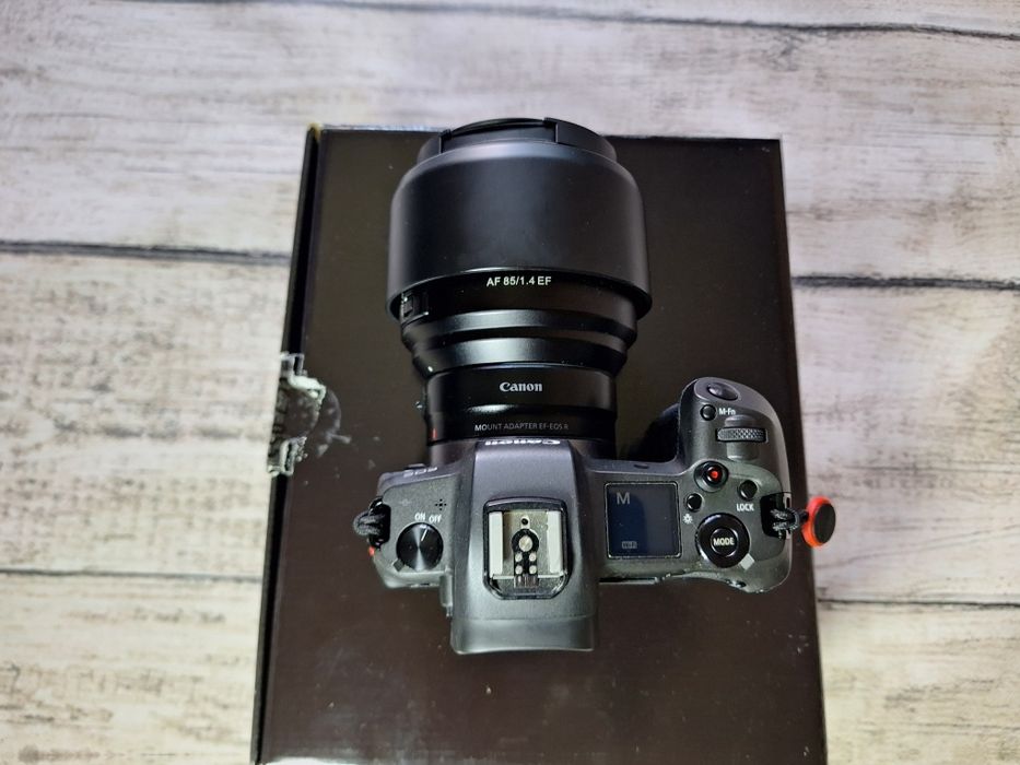 Canon EOS R body niski przebieg zadbany bez filmu