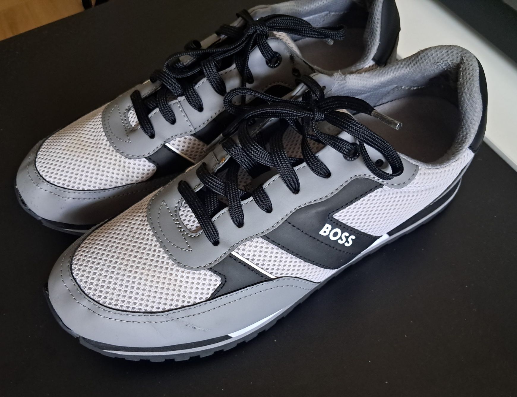 Buty Hugo Boss parkour męskie 46 szare sneakersy