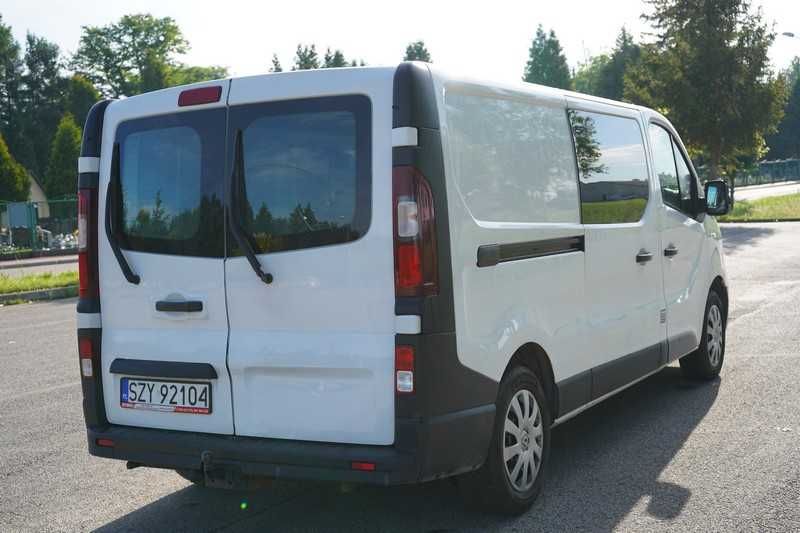 Renault Trafic 1.6 DCI 120 KM 2017 r Long 6 osób, klima, tempomat, hak