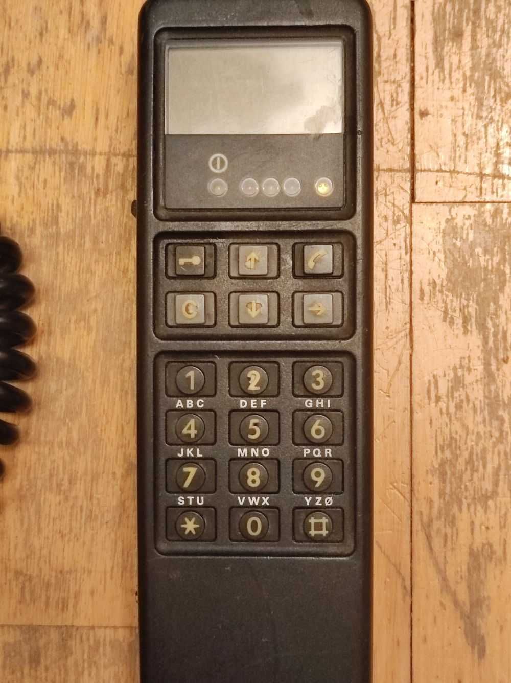 Słuchawka telefon komórkowy BBC C450 lata 90 Retro telefonia