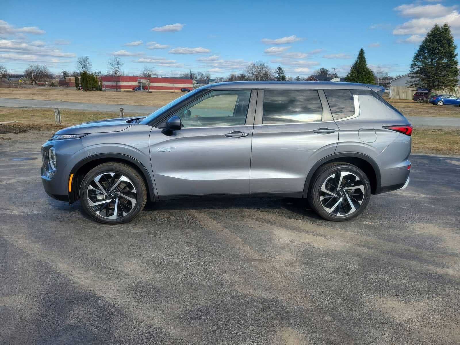 Mitsubishi Outlander PHEV SE 2022
