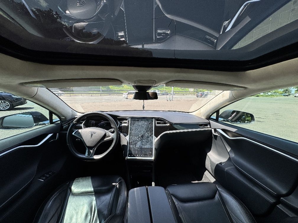 Tesla S 70D 2015